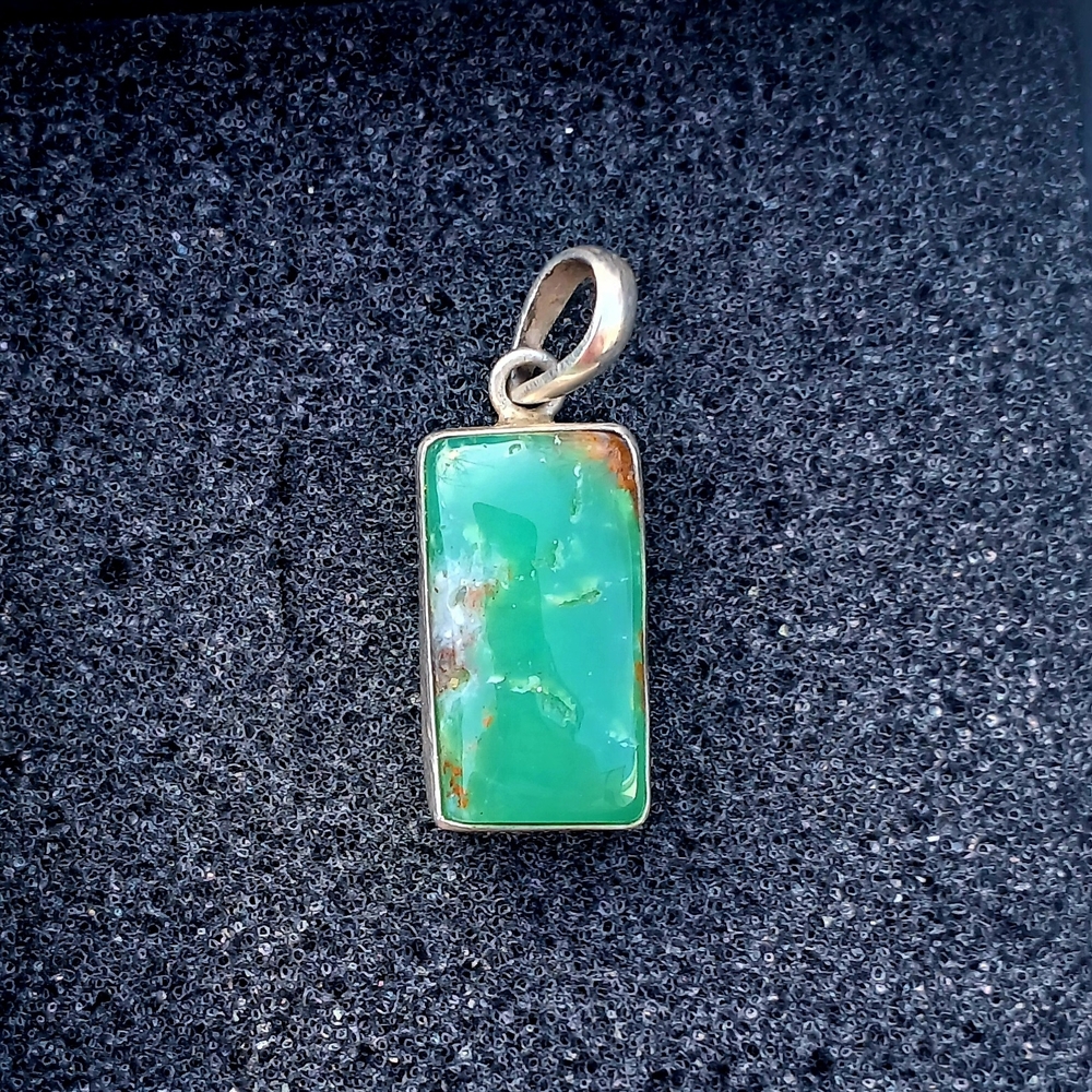 Chrysoprase In Sterling Silver Pendant
